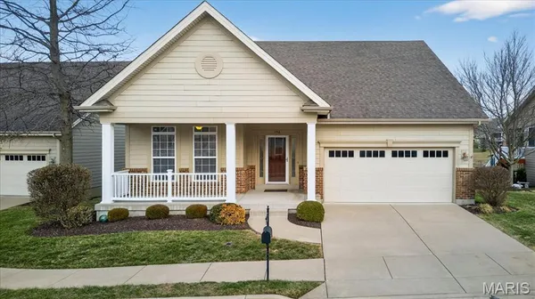 $587,500 | 142 Meadows Of Wildwood Boulevard, Wildwood, MO 63040