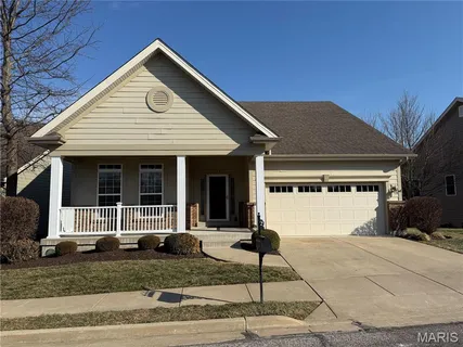 $575,000 | 142 Meadows Of Wildwood Boulevard, Wildwood, MO 63040