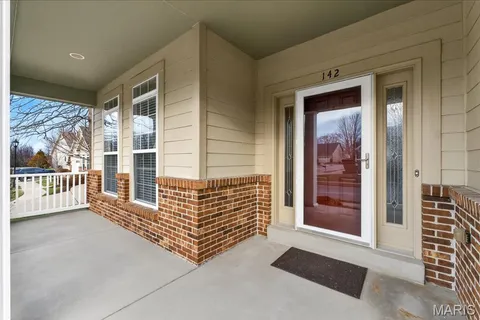 $575,000 | 142 Meadows Of Wildwood Boulevard, Wildwood, MO 63040