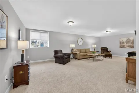 $575,000 | 142 Meadows Of Wildwood Boulevard, Wildwood, MO 63040