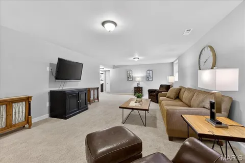 $575,000 | 142 Meadows Of Wildwood Boulevard, Wildwood, MO 63040