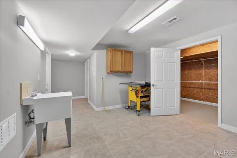 $575,000 | 142 Meadows Of Wildwood Boulevard, Wildwood, MO 63040