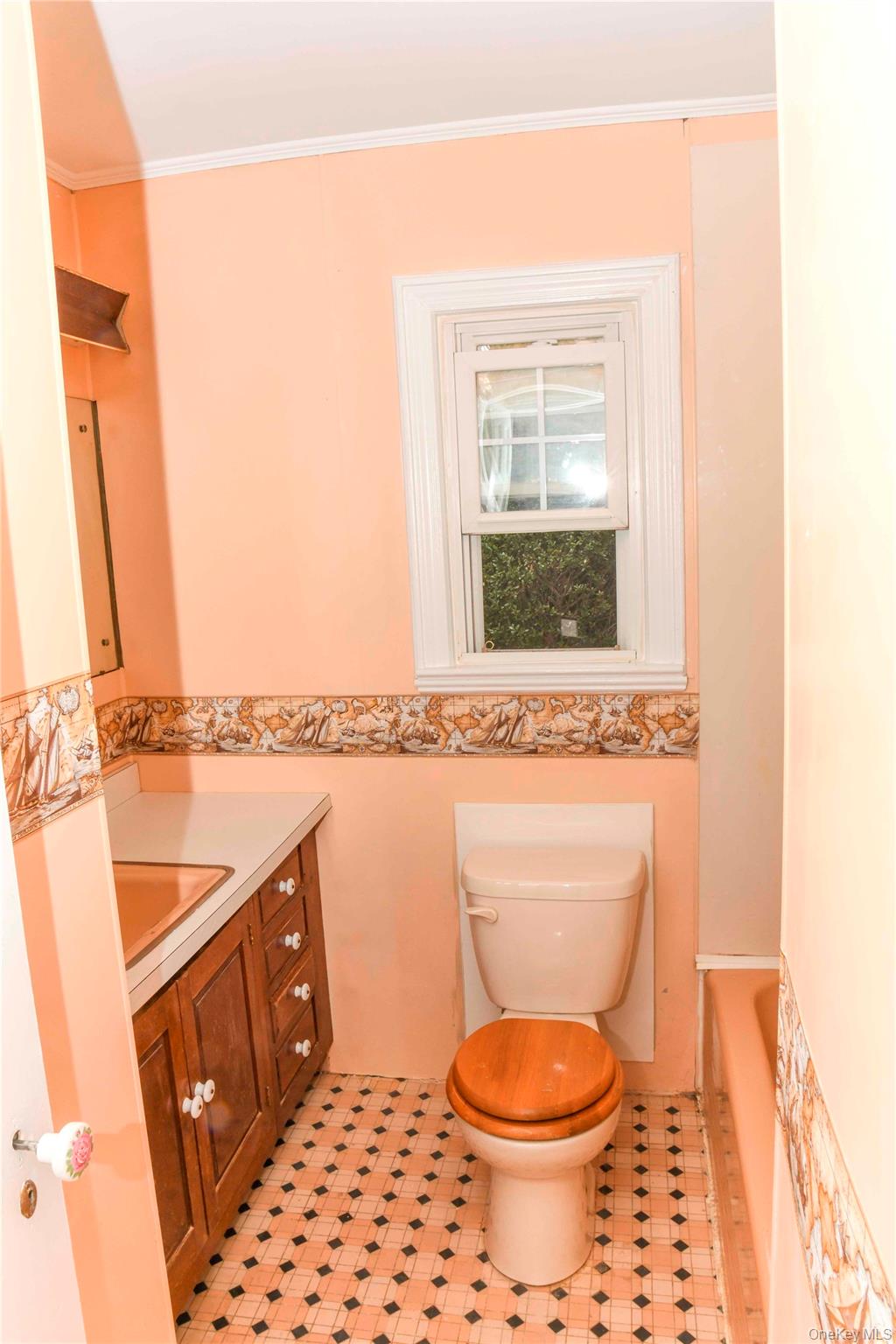 138 Chestnut Street Lynbrook, NY 11563 - Photo 18 of 23