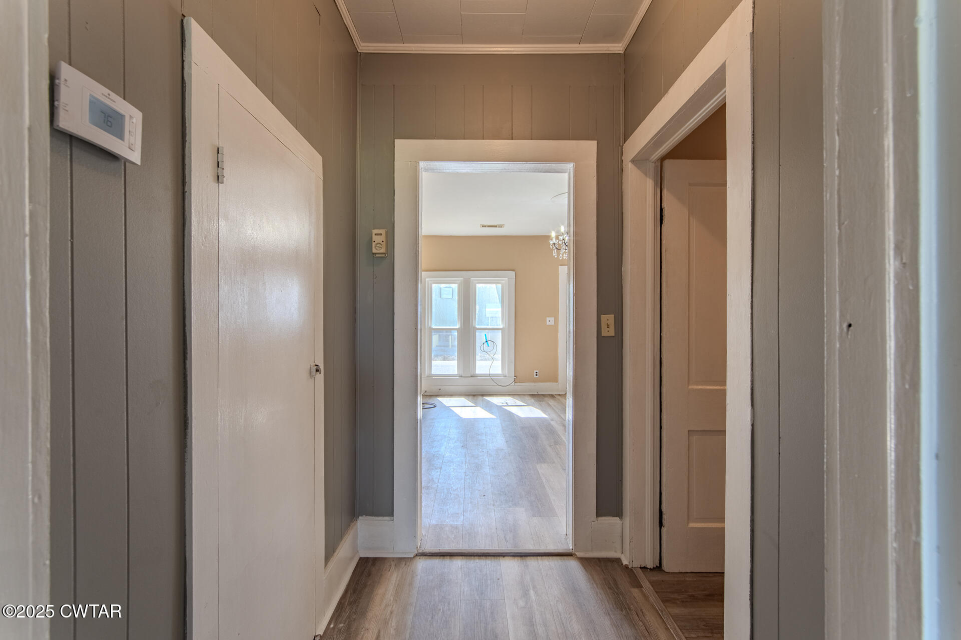 101 North Front Street Kenton, TN 38233 - Photo 17 of 30 a view of a hallway with wooden floor