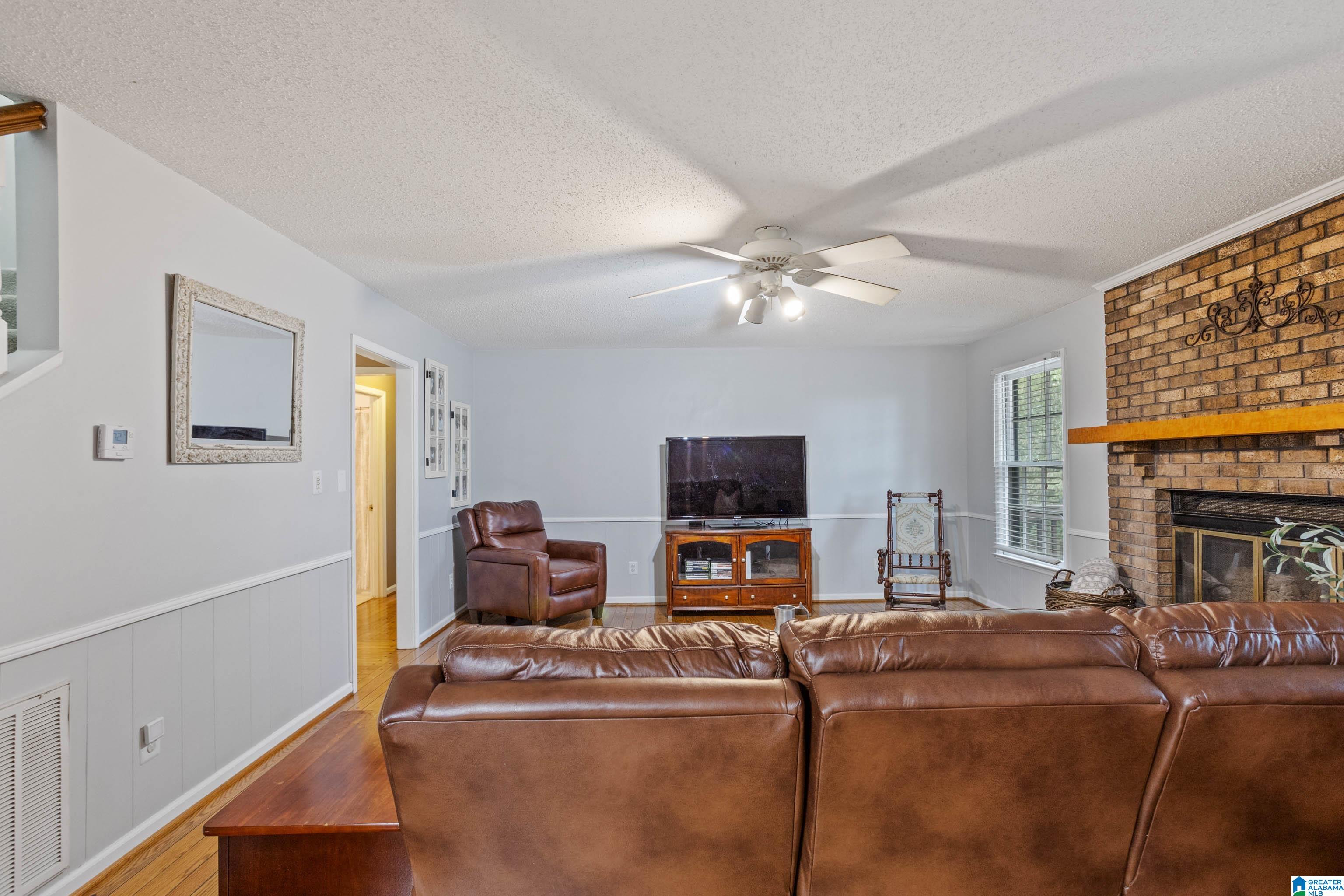 1521 Sequoia Trail Alabaster, AL 35007 - Photo 15 of 41