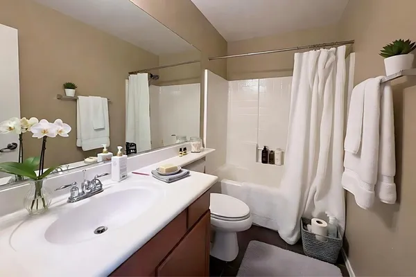$2,453 | 2030 West Carson Road, Phoenix, AZ 85041