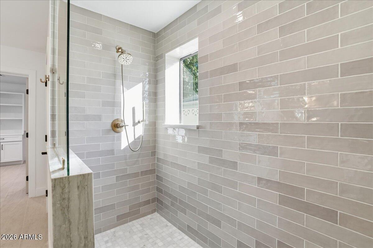 4515 North 35th Street Phoenix, AZ 85018 - Photo 20 of 39 28-4515 North 35th Street_RedHogMedia