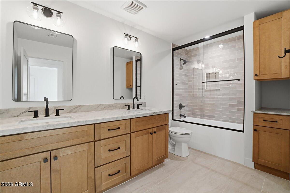 4515 North 35th Street Phoenix, AZ 85018 - Photo 23 of 39 33-4515 North 35th Street_RedHogMedia