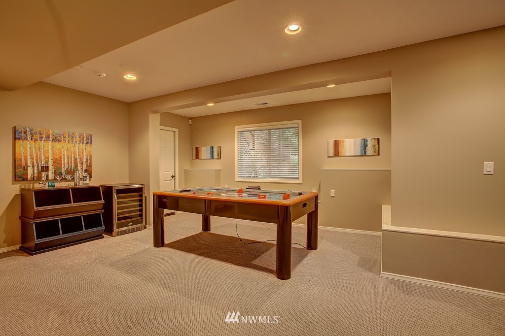 22110 52nd Avenue Southeast Bothell, WA 98021 - Photo 18 of 24