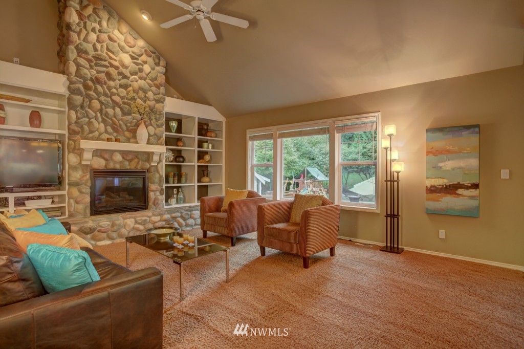 22110 52nd Avenue Southeast Bothell, WA 98021 - Photo 6 of 24