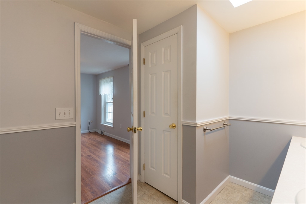 18 Fox Run Brookfield, MA 01506 - Photo 20 of 40