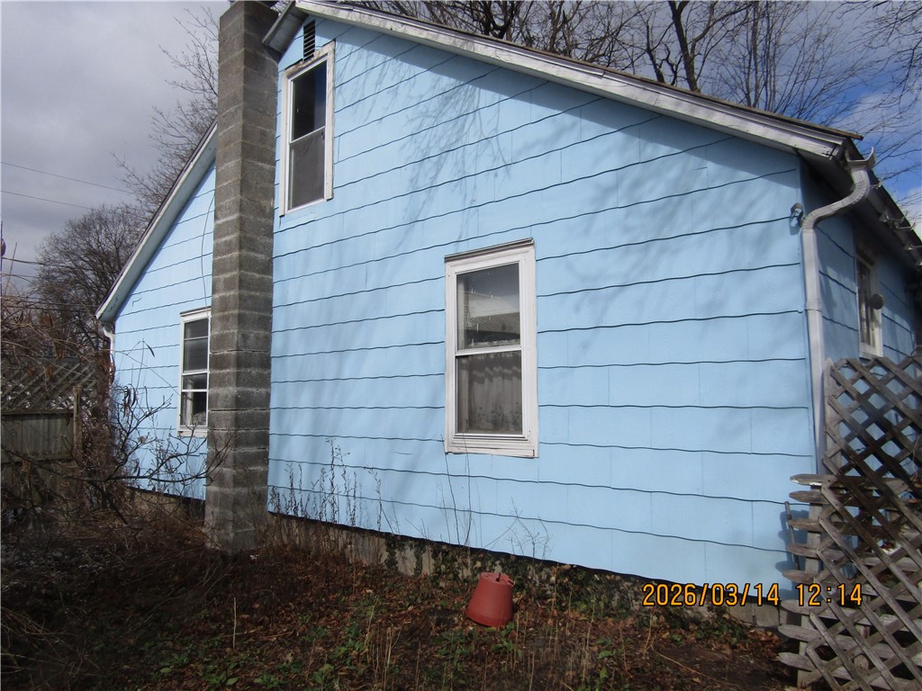 24 Stanton Street Painted Post, NY 14870 - Photo 6 of 26 Left view