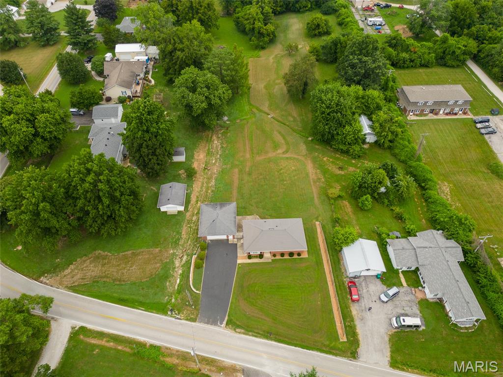 1303 South Clinton Road Caseyville, IL 62232 - Photo 3 of 37