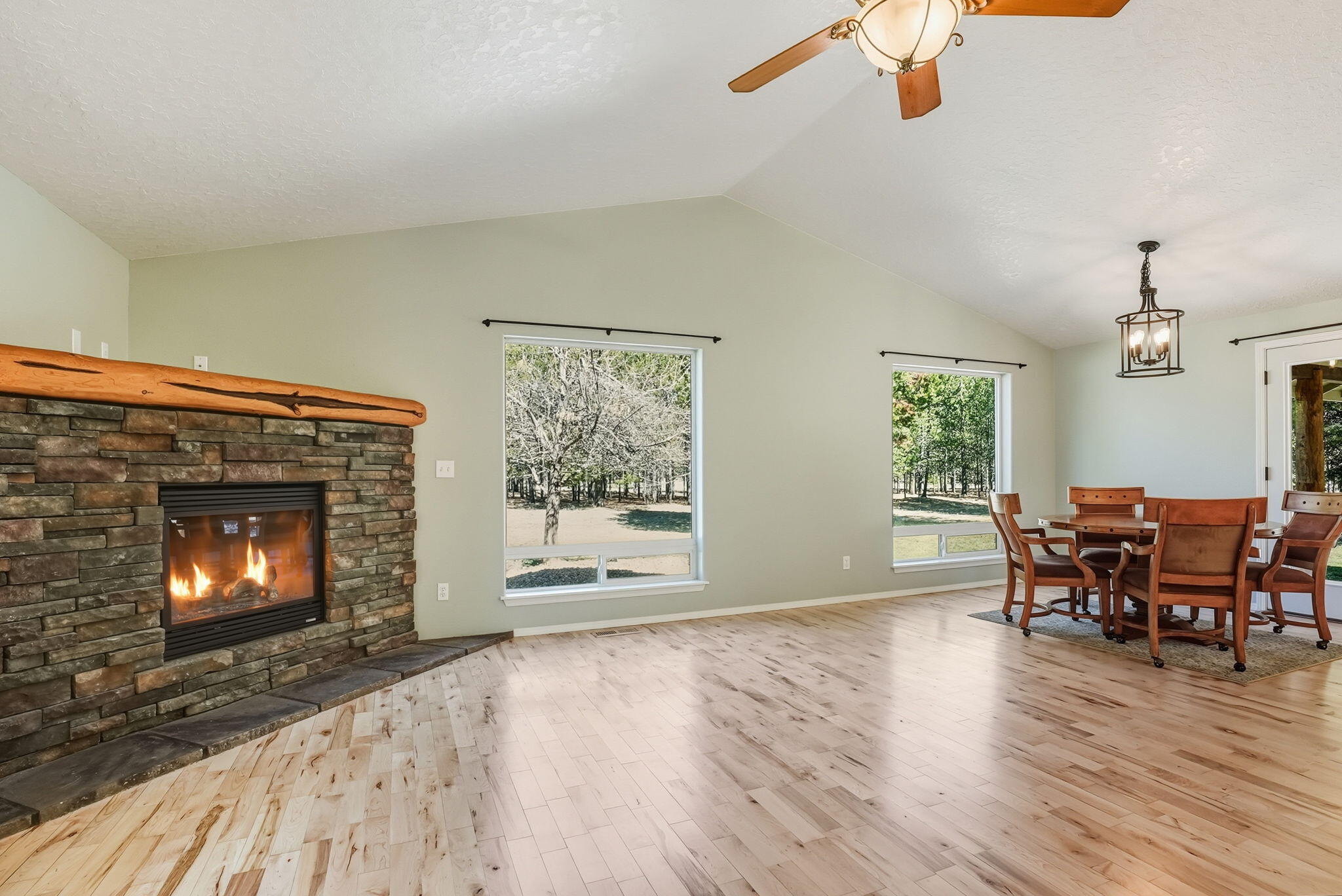 52220 Dorrance Meadow Road La Pine, OR 97739 - Photo 20 of 56 35-web-or-mls-Riley_Visuals_035