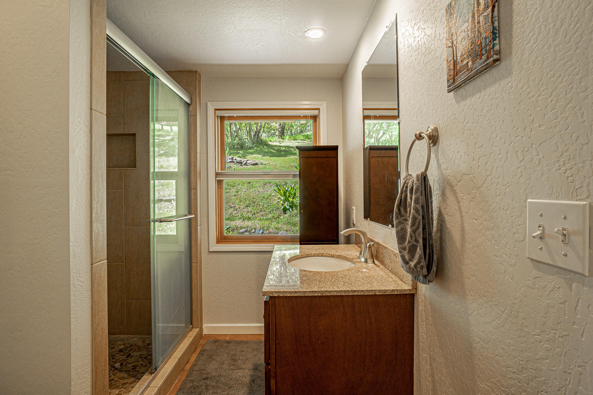 9320 Wagner Creek Road Talent, OR 97540 - Photo 18 of 49 DSC04848-HDR
