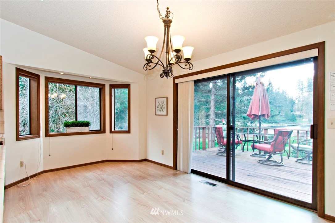 19302 Southeast 178th Place Renton, WA 98058 - Photo 9 of 19 Gallery Image 9