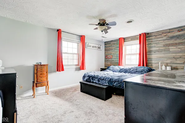 $299,900 | 2122 Norwood Drive, Anderson, IN 46012