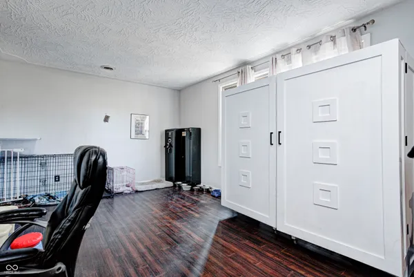 $299,900 | 2122 Norwood Drive, Anderson, IN 46012