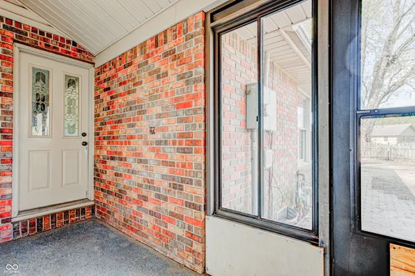 $299,900 | 2122 Norwood Drive, Anderson, IN 46012