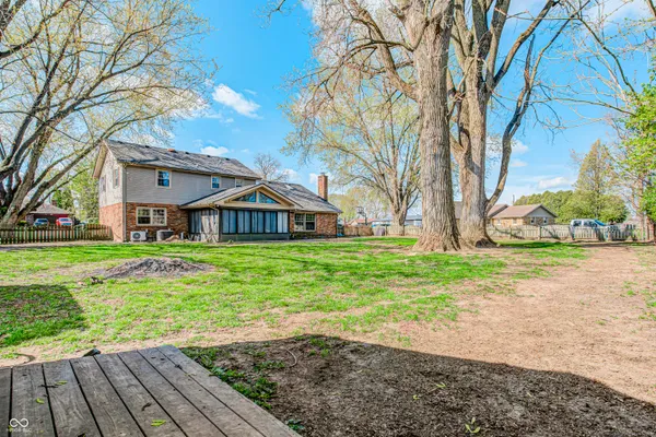 $299,900 | 2122 Norwood Drive, Anderson, IN 46012
