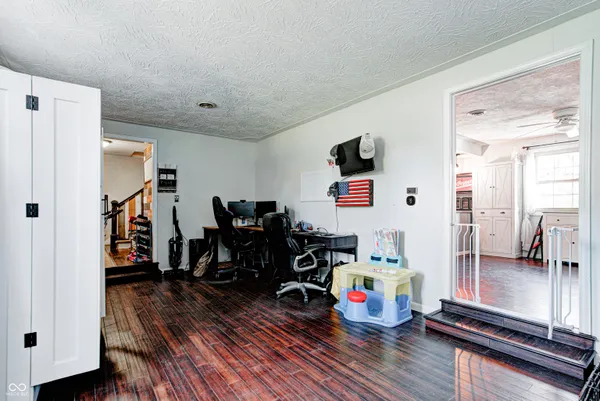 $299,900 | 2122 Norwood Drive, Anderson, IN 46012