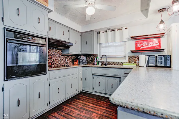 $299,900 | 2122 Norwood Drive, Anderson, IN 46012