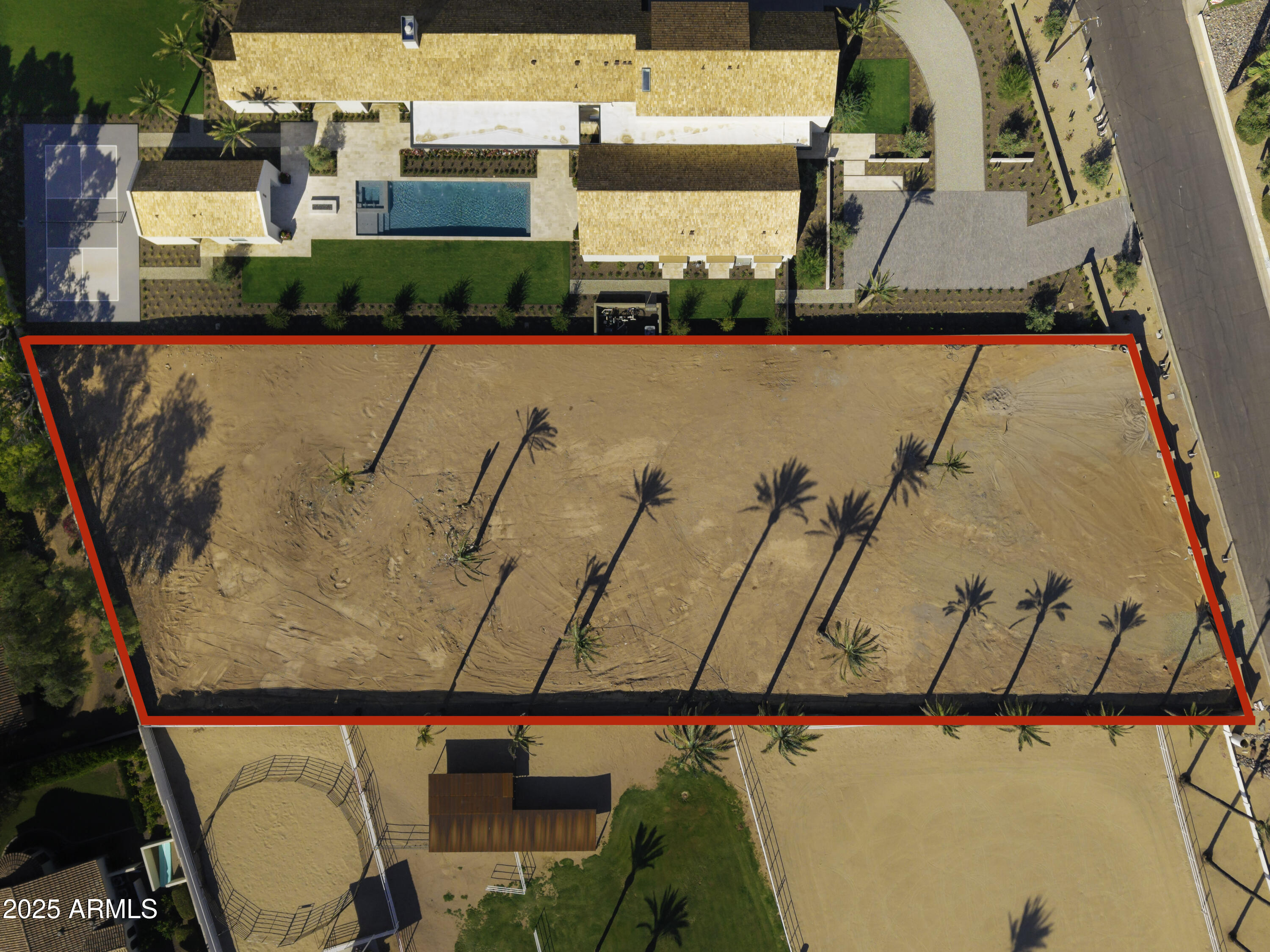 4550 North Rubicon Avenue, Unit 1 Phoenix, AZ 85018 - Photo 2 of 7 4550 N Rubicon