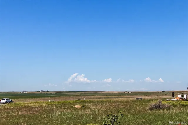 $1,289,950 | 56520 East 74th Drive, Strasburg, CO 80136