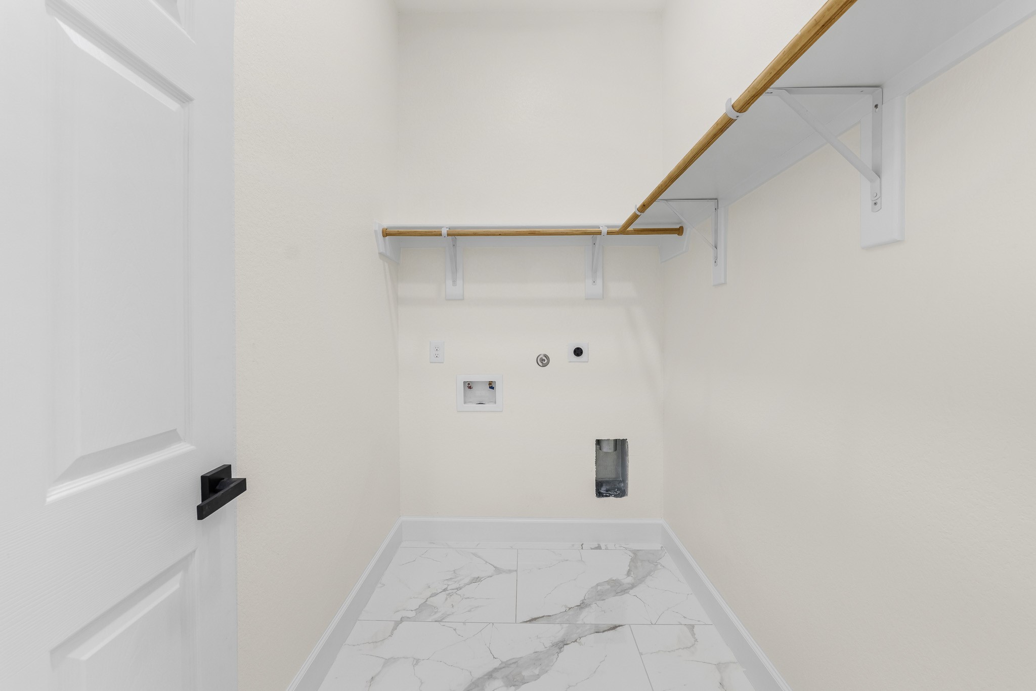 141 County Road 3372 Cleveland, TX 77327 - Photo 24 of 35