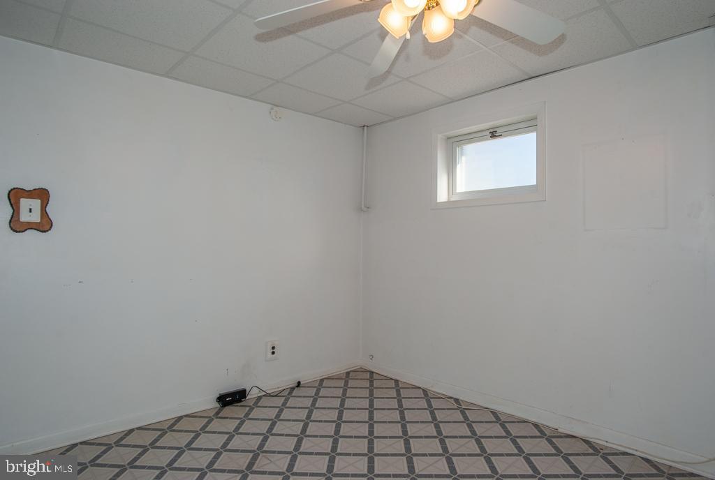 6307 Climbhill Road Alexandria, VA 22310 - Photo 15 of 17 Fourth Bedroom