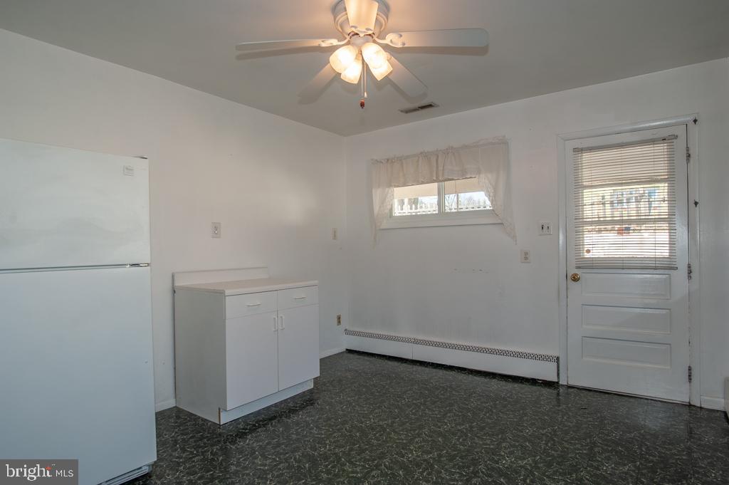 6307 Climbhill Road Alexandria, VA 22310 - Photo 8 of 17 Kitchen