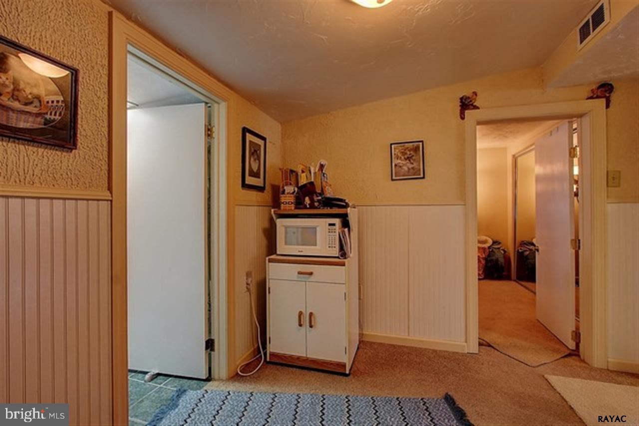 4760 Carlisle Road Dover, PA 17315 - Photo 14 of 27 Gallery Image 14