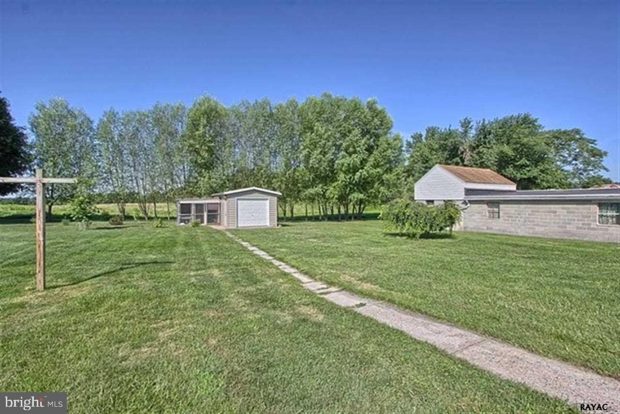 4760 Carlisle Road Dover, PA 17315 - Photo 23 of 27 Gallery Image 23
