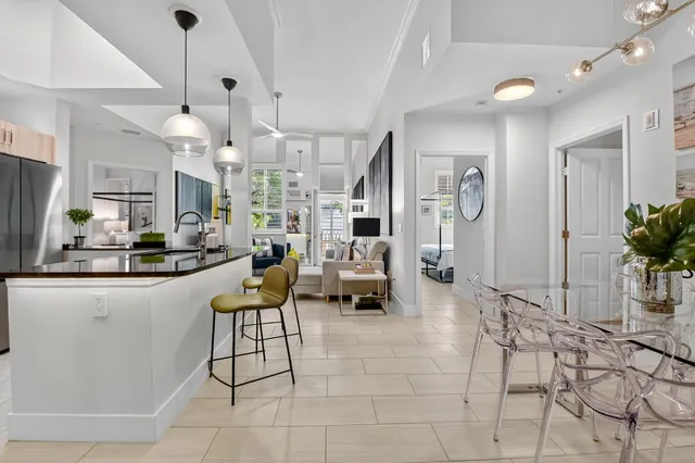 $4,250 | 600 South Dixie Highway, Unit 141, West Palm Beach, FL 33401