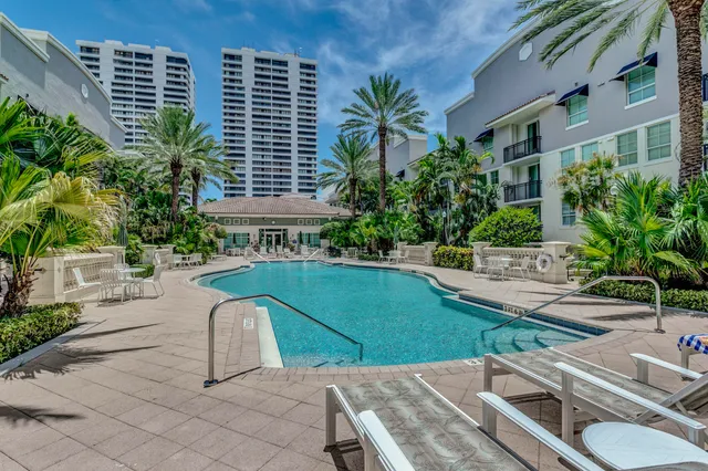 $4,250 | 600 South Dixie Highway, Unit 141, West Palm Beach, FL 33401