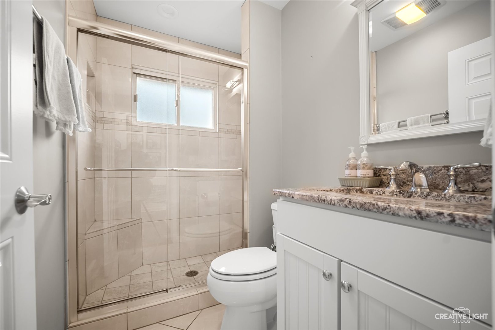 93 Golfview Road Lake Zurich, IL 60047 - Photo 12 of 26