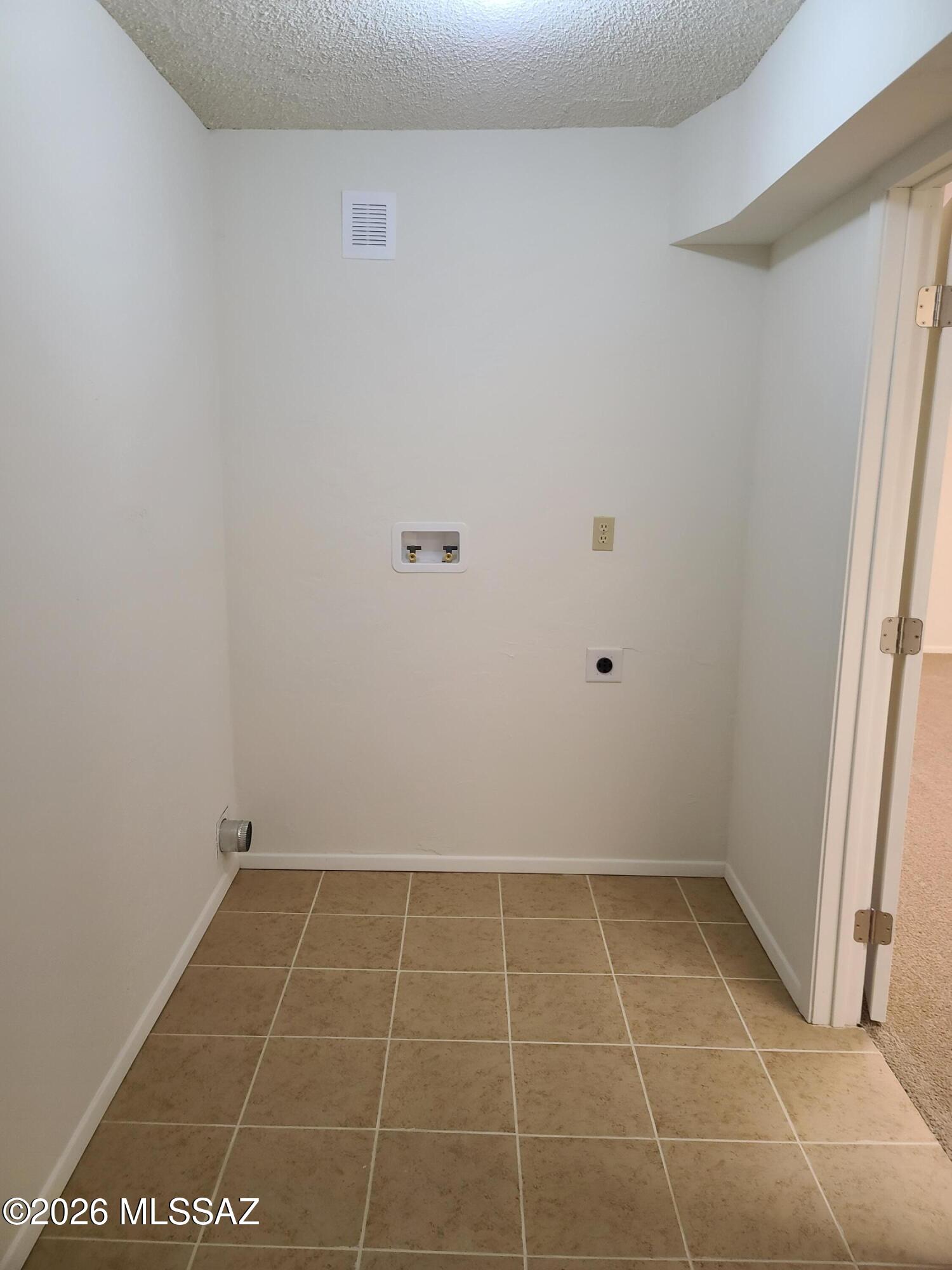 1435 East Indian Wells Road Tucson, AZ 85718 - Photo 35 of 49