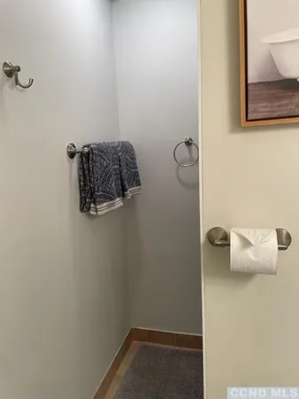 $240,000 | 64 Highlands Lane, Unit D 2, Hunter, NY 12442