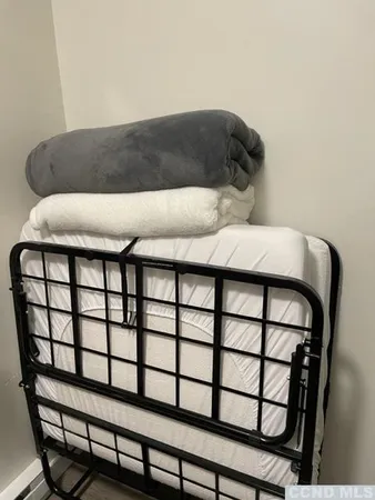 $240,000 | 64 Highlands Lane, Unit D 2, Hunter, NY 12442