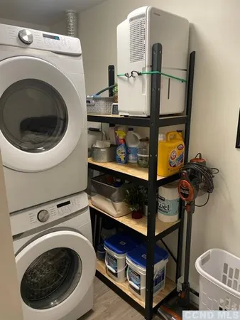 $240,000 | 64 Highlands Lane, Unit D 2, Hunter, NY 12442