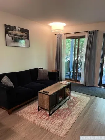 $240,000 | 64 Highlands Lane, Unit D 2, Hunter, NY 12442