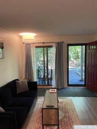 $240,000 | 64 Highlands Lane, Unit D 2, Hunter, NY 12442