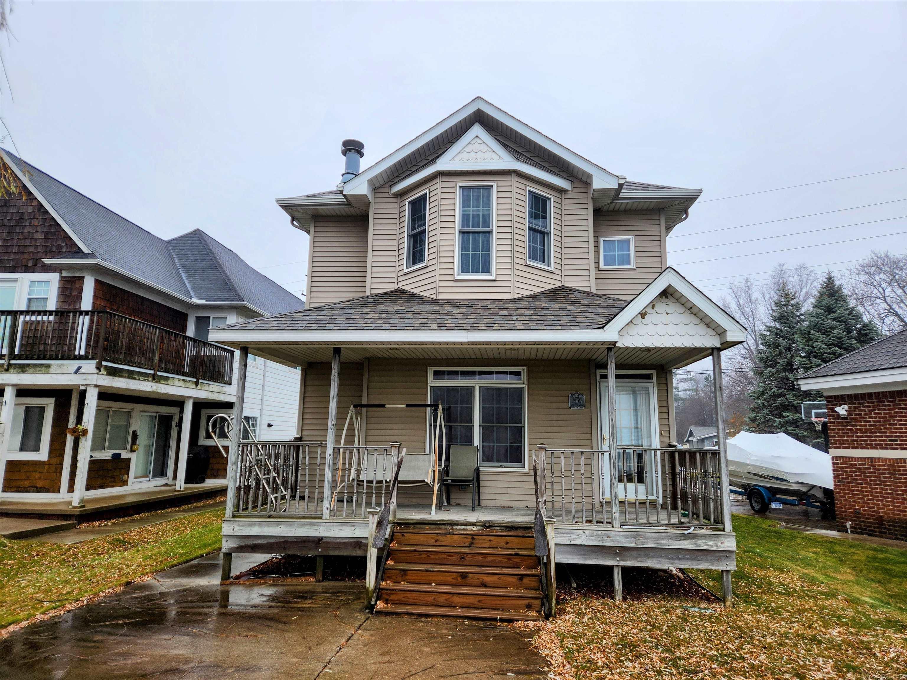3905 Pointe Tremble Road Algonac, MI 48001 - Photo 2 of 3 50130935-0385be9c-5fde-4888-ae66-882183025145.JPG