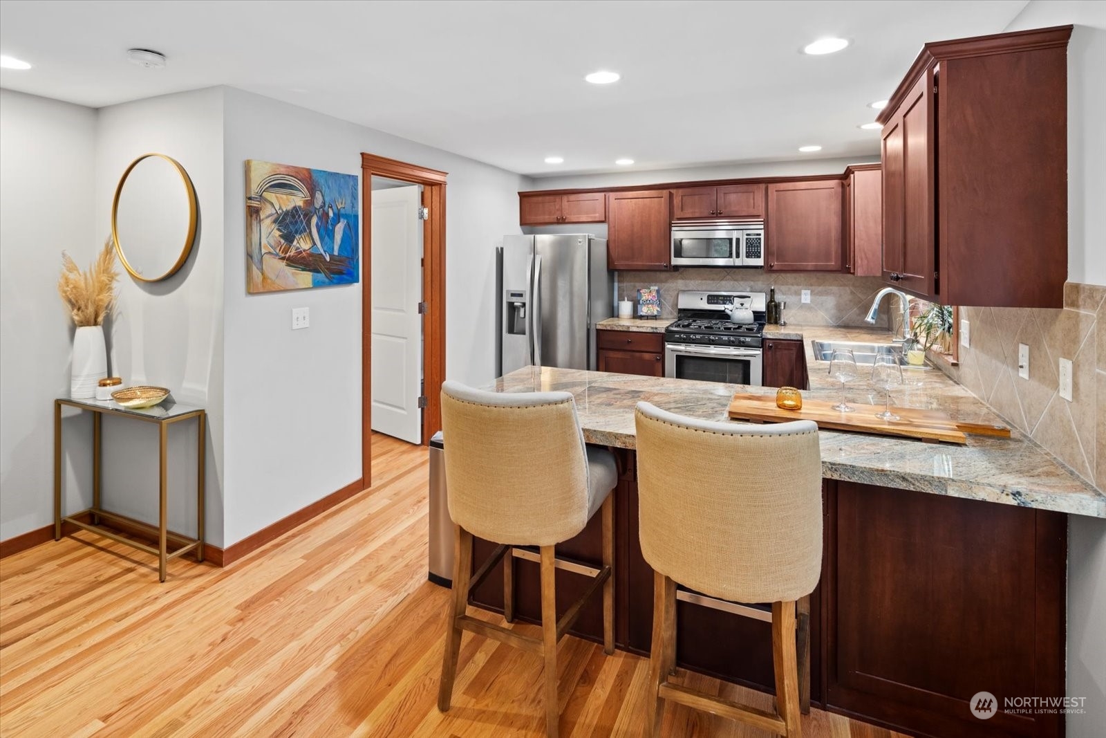 734 North 95th Street, Unit A Seattle, WA 98103 - Photo 11 of 29 Gallery Image 11