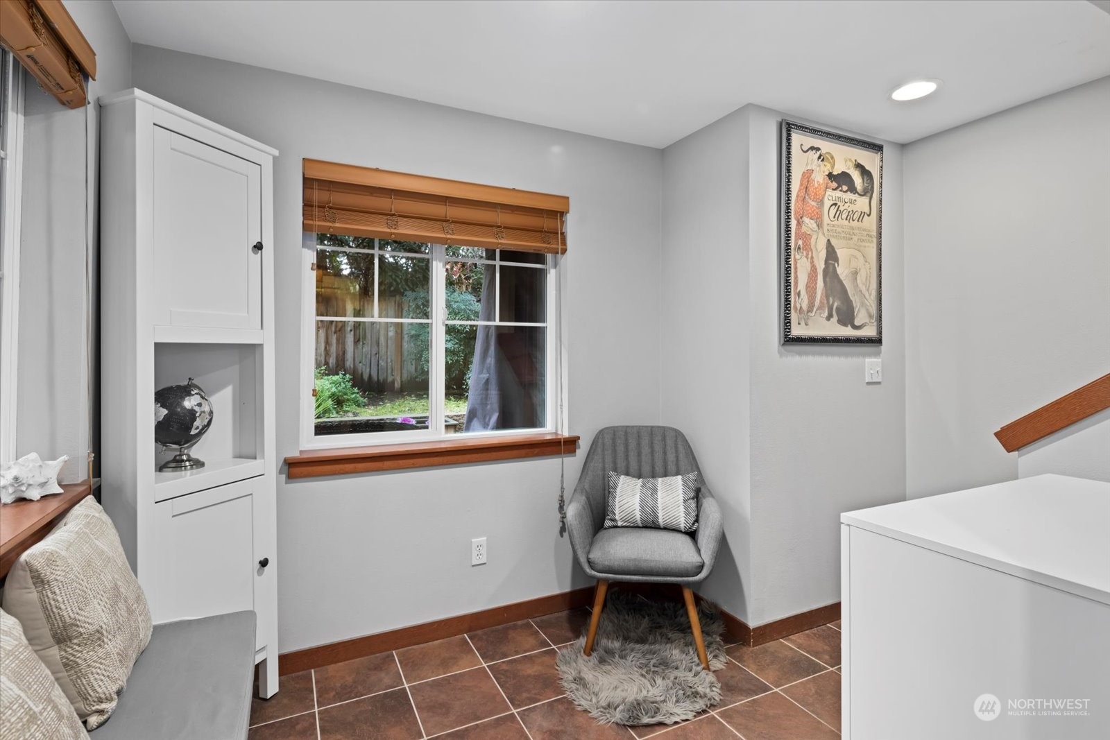 734 North 95th Street, Unit A Seattle, WA 98103 - Photo 5 of 29 Gallery Image 5