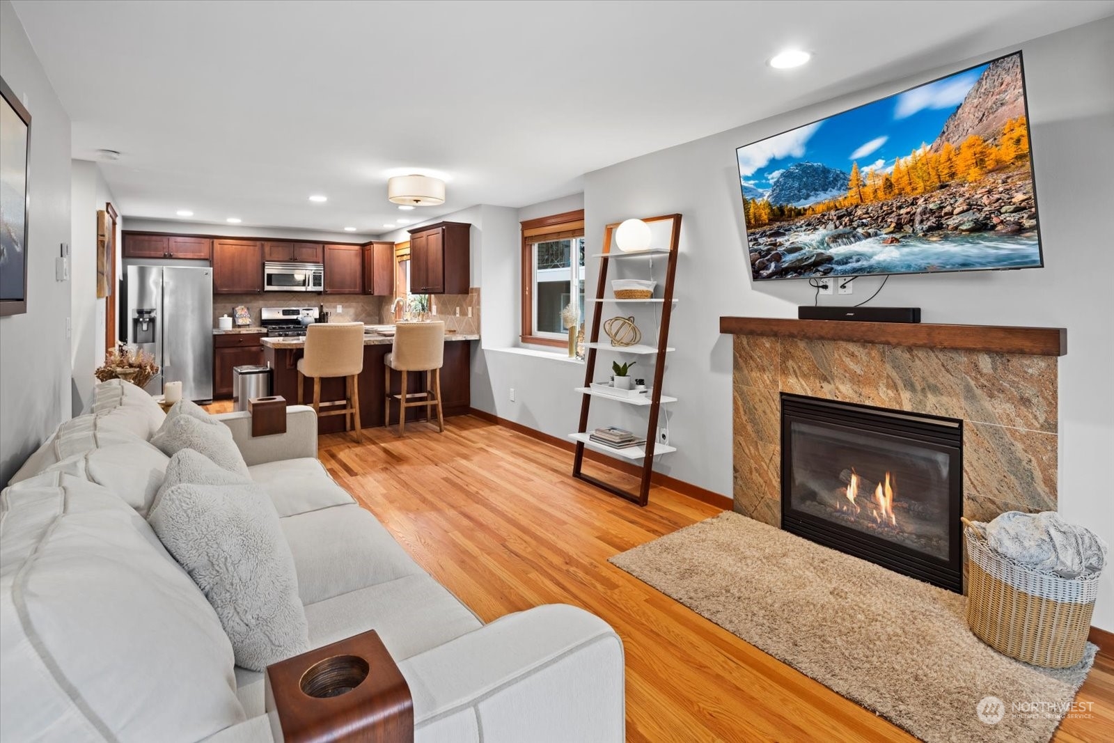 734 North 95th Street, Unit A Seattle, WA 98103 - Photo 6 of 29 Gallery Image 6