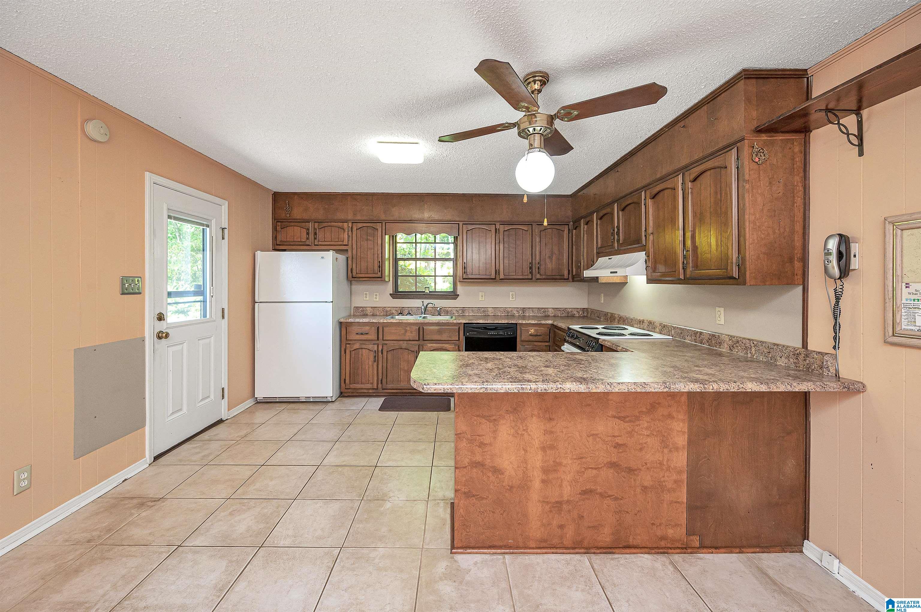 6134 Woodview Lane McCalla, AL 35111 - Photo 10 of 42