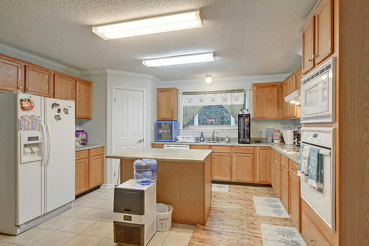 546 Farrell Street Moncks Corner, SC 29461 - Photo 12 of 37 CREM_546 Farrell_022