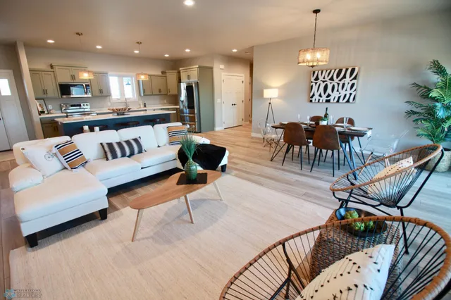 $398,000 | 109 16th Street North, Breckenridge, MN 56520