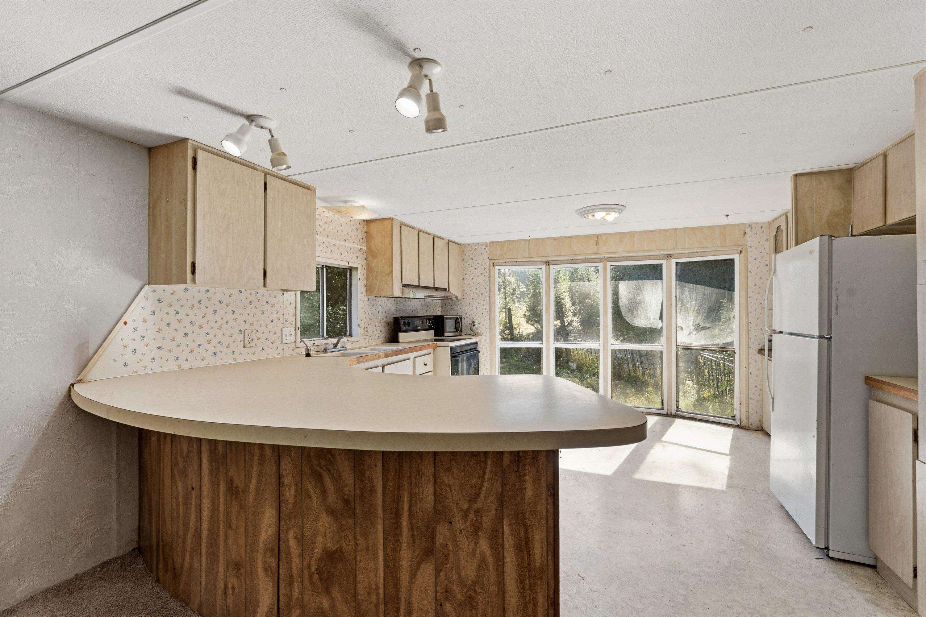 2132 Nicholson Road Elk, WA 99009 - Photo 13 of 48 Gallery Image 13